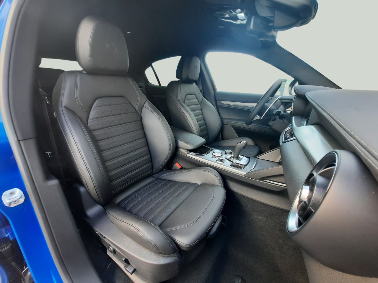 Foto Alfa Romeo Stelvio 20