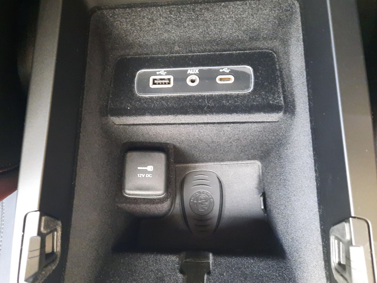 Foto Alfa Romeo Stelvio 34