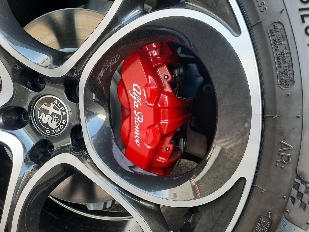 Foto Alfa Romeo Stelvio 51