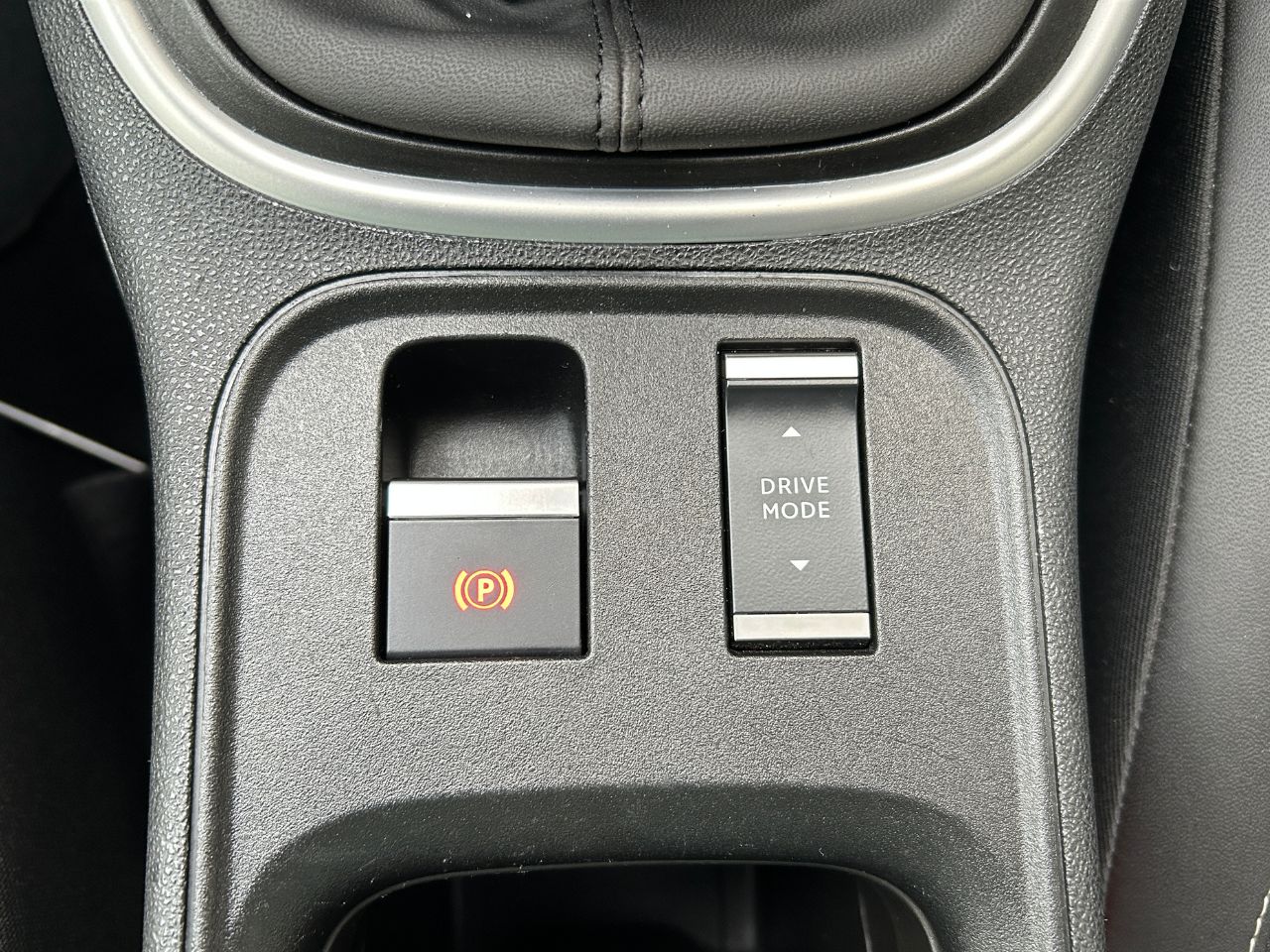 Foto Jeep Avenger 33