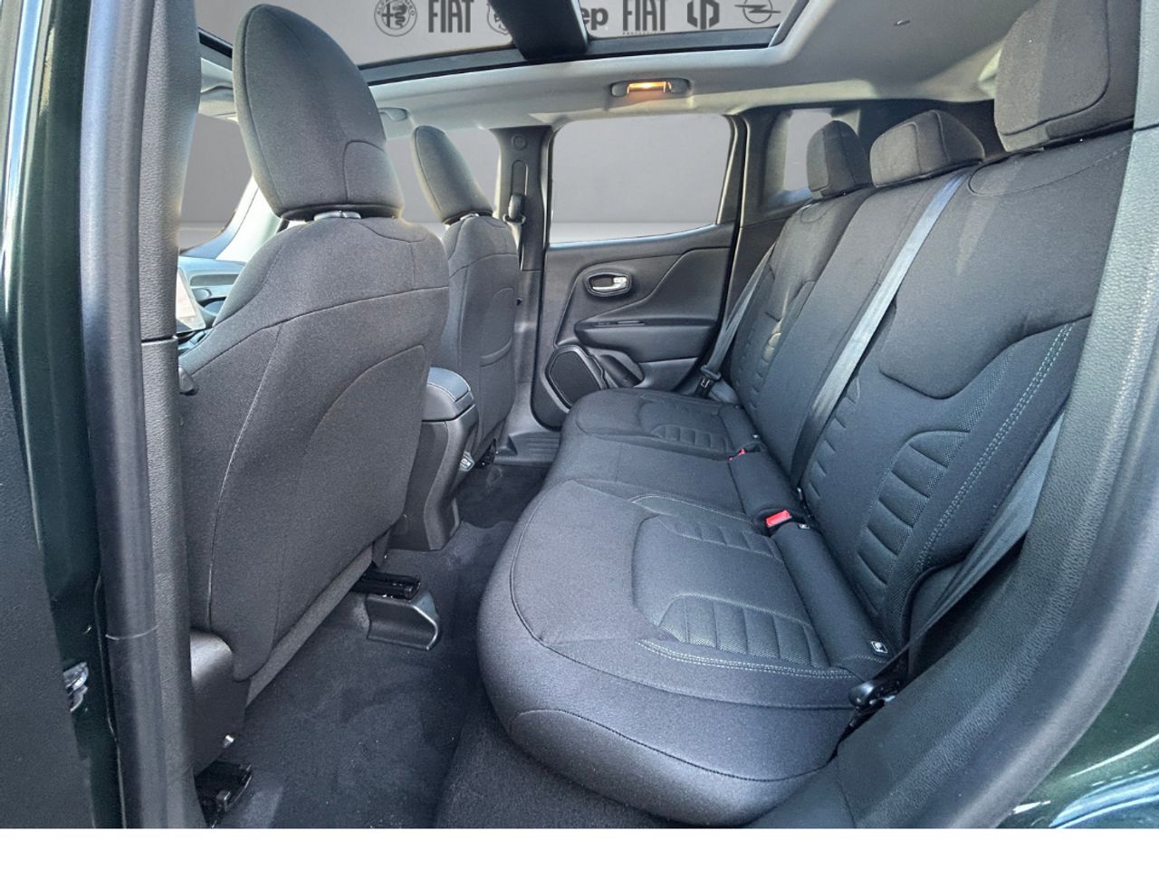 Foto Jeep Renegade 10