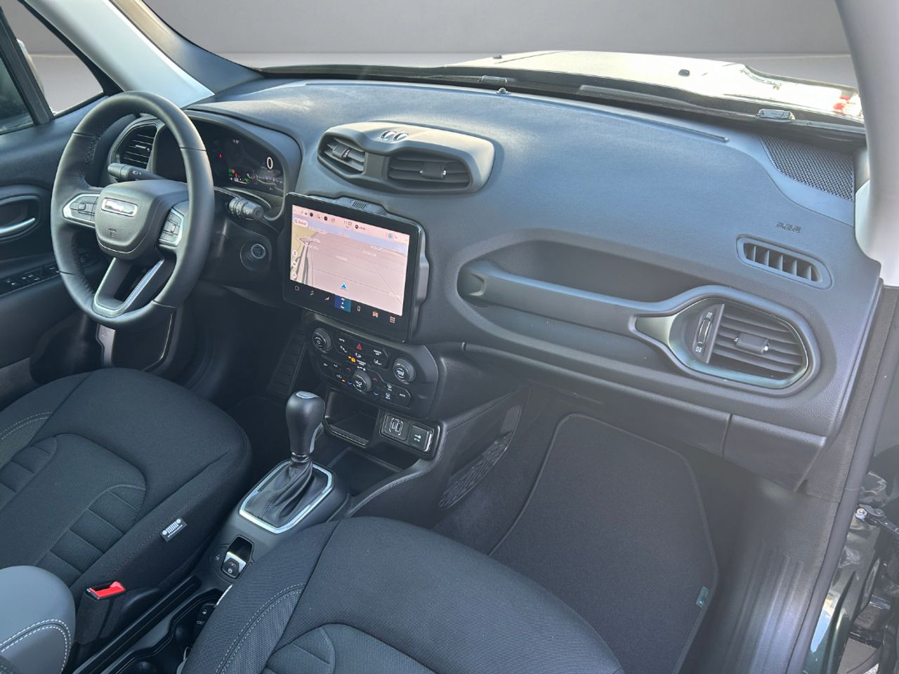Foto Jeep Renegade 13