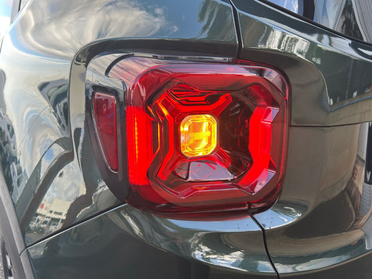 Foto Jeep Renegade 38