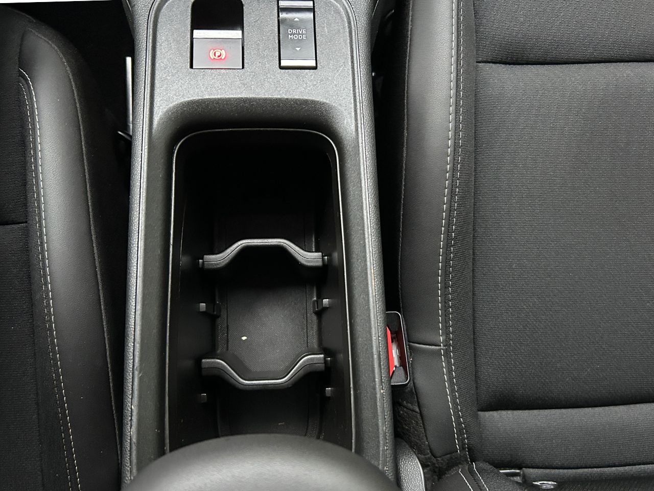 Foto Jeep Avenger 37