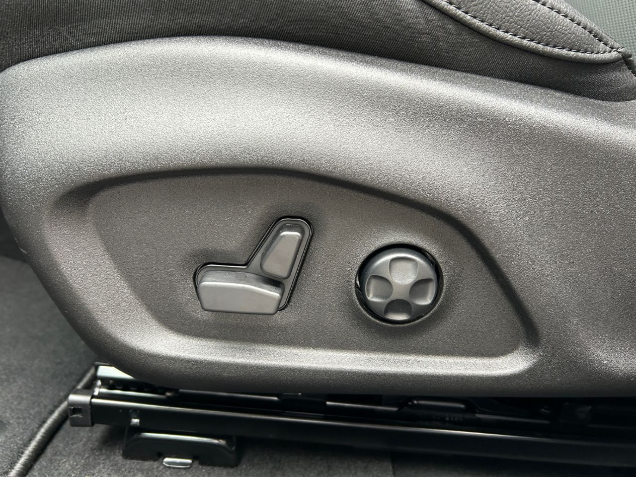 Foto Jeep Compass 16