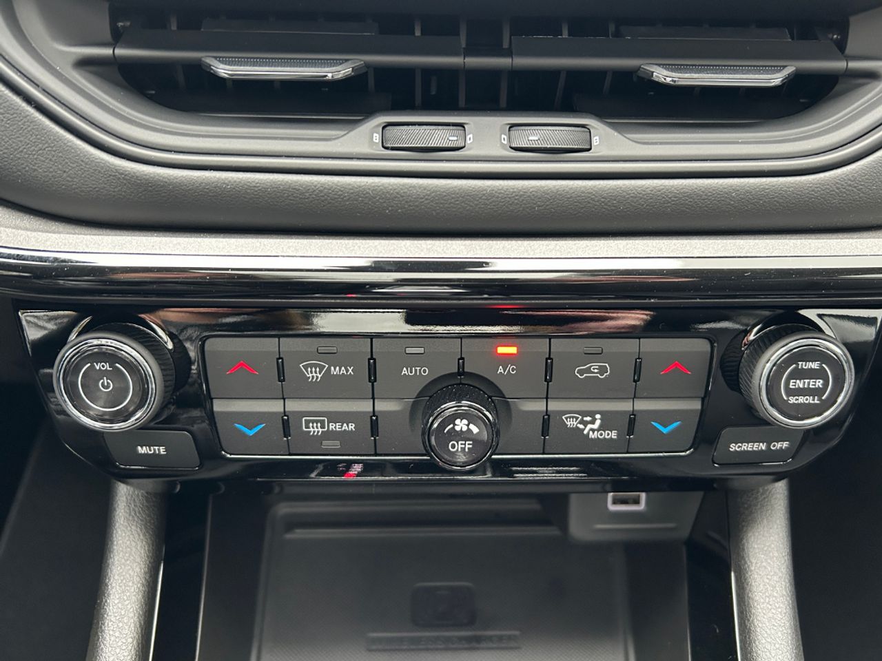 Foto Jeep Compass 26