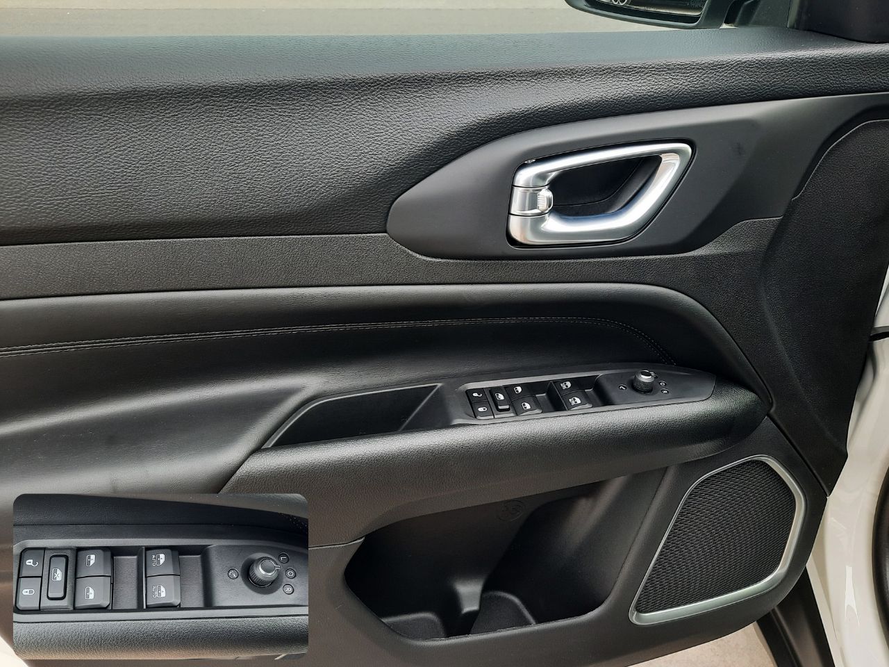 Foto Jeep Compass 15