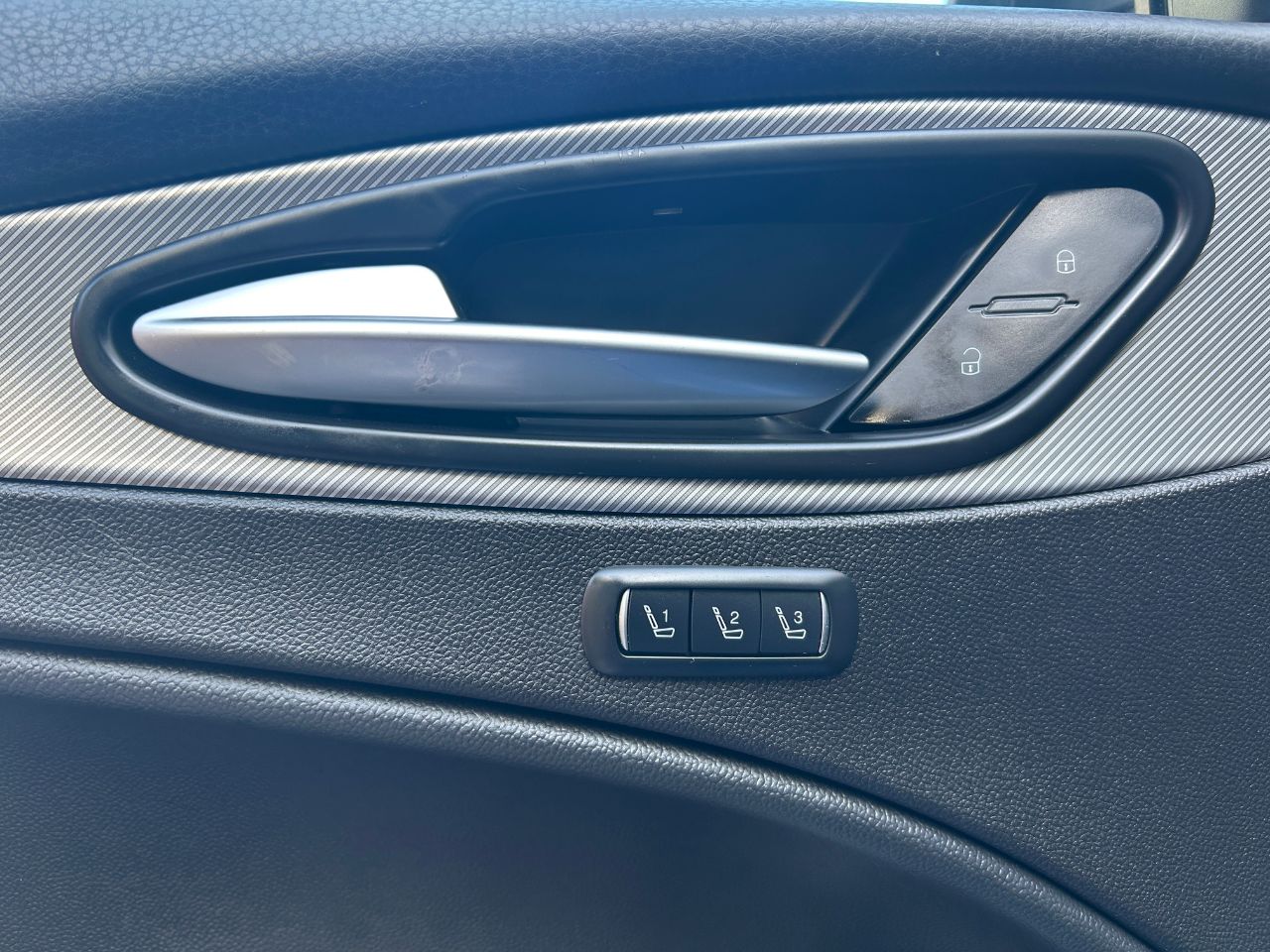Foto Alfa Romeo Stelvio 25
