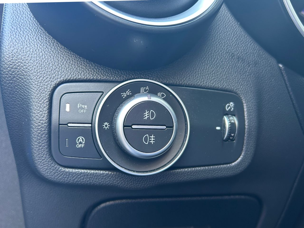Foto Alfa Romeo Stelvio 35