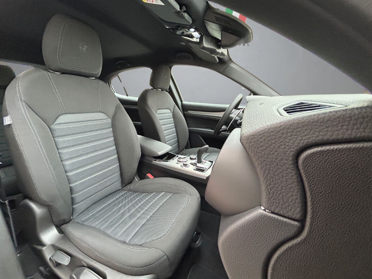Foto Alfa Romeo Stelvio 26