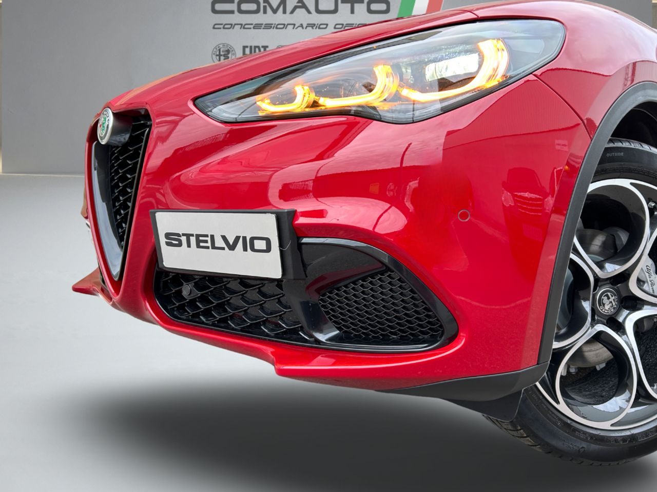 Foto Alfa Romeo Stelvio 34