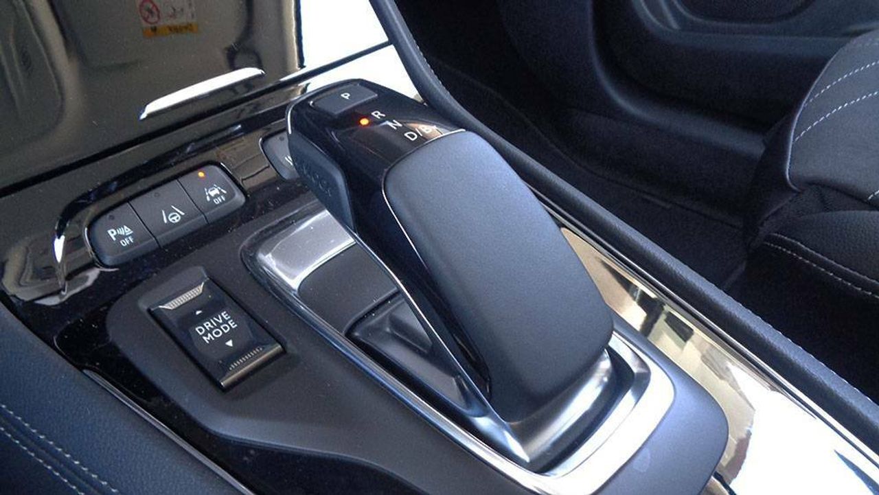 Foto Opel Grandland X 13