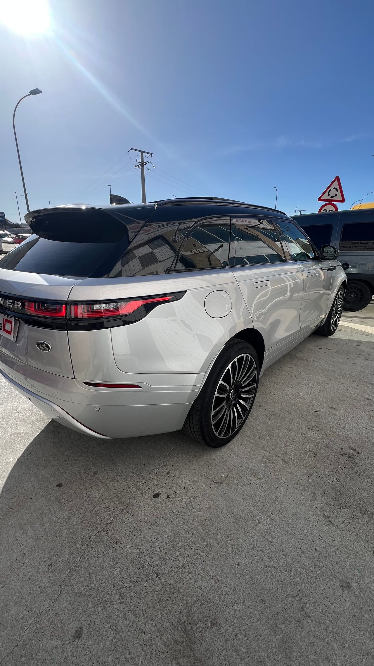 Foto Land-Rover Range Rover Velar 8
