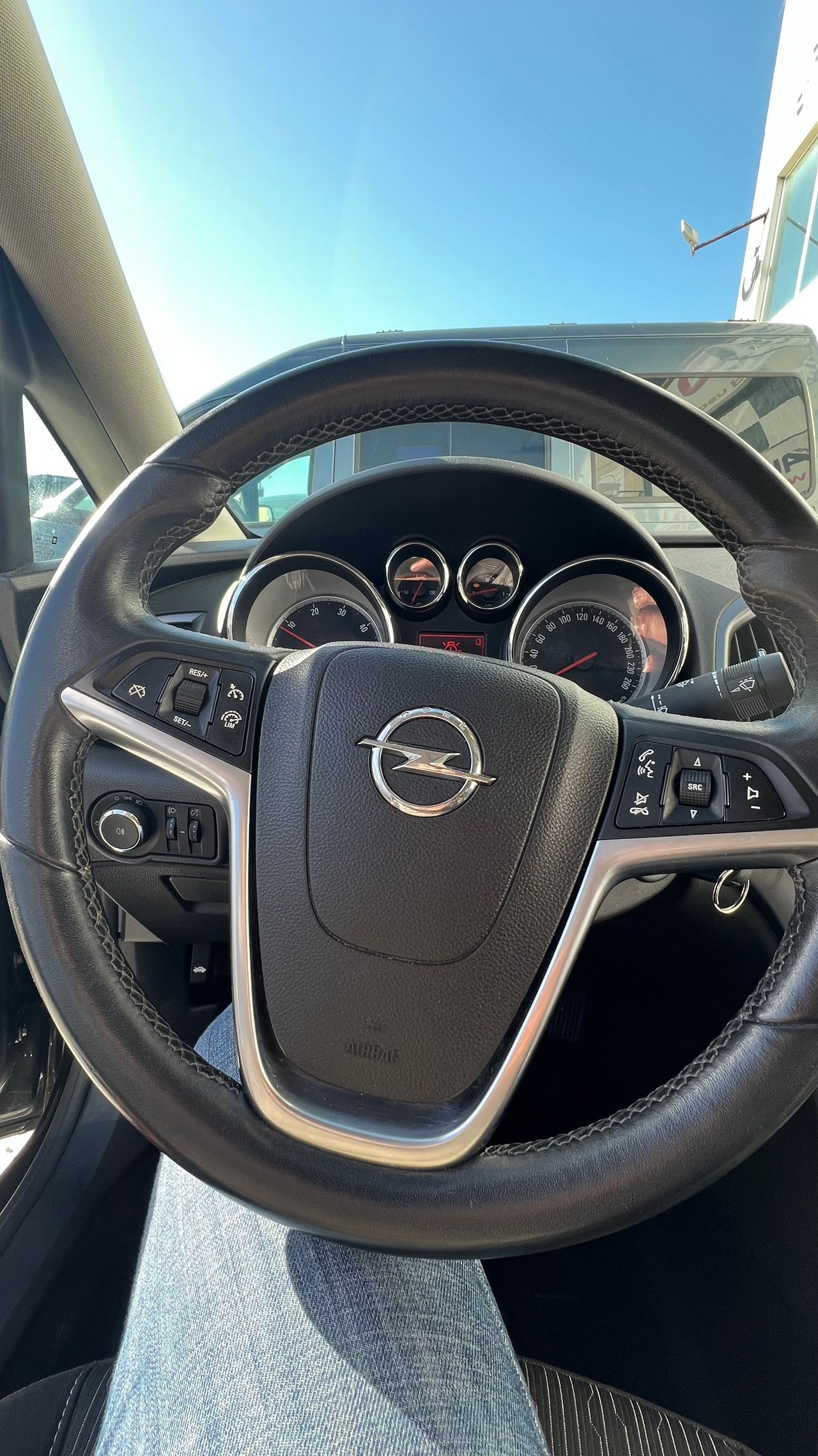 Foto Opel Astra 12