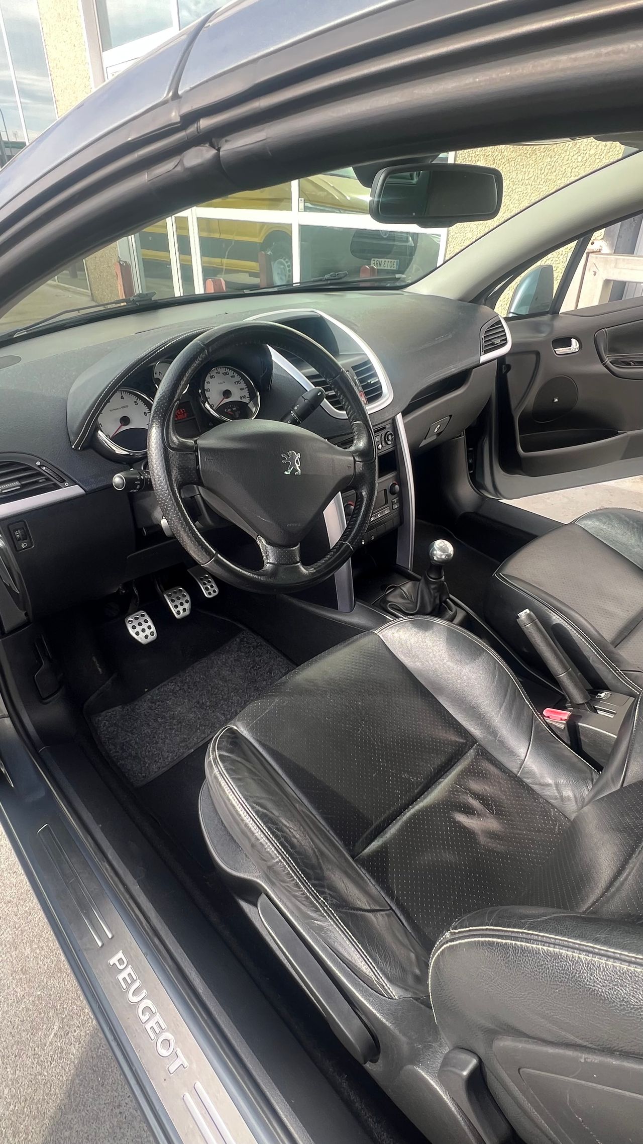 Foto Peugeot 207 12