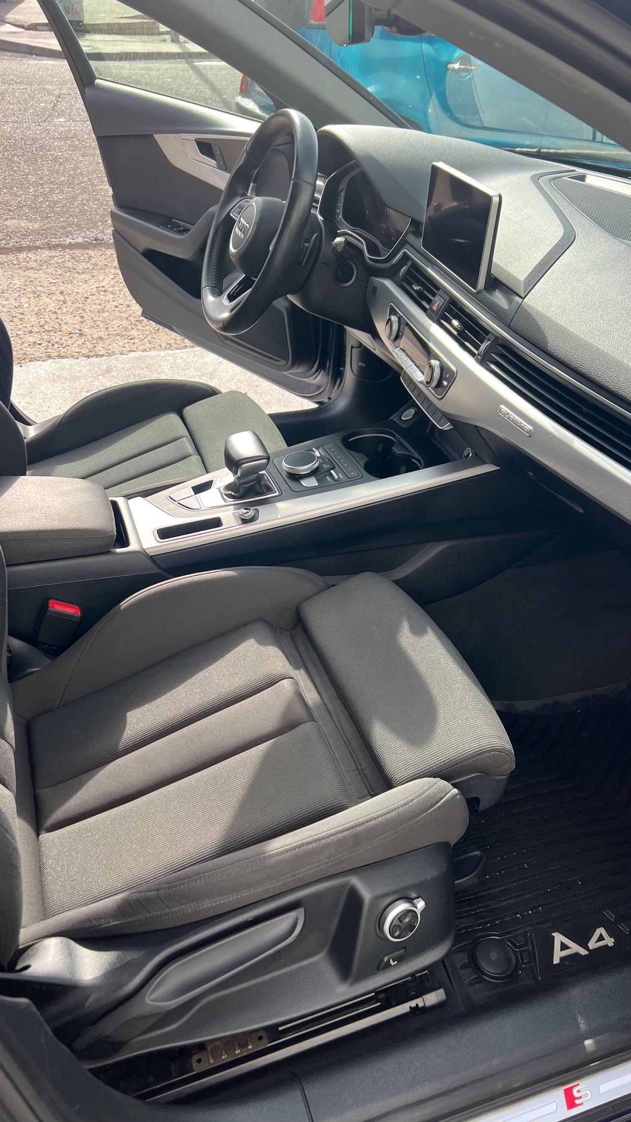 Foto Audi A4 11