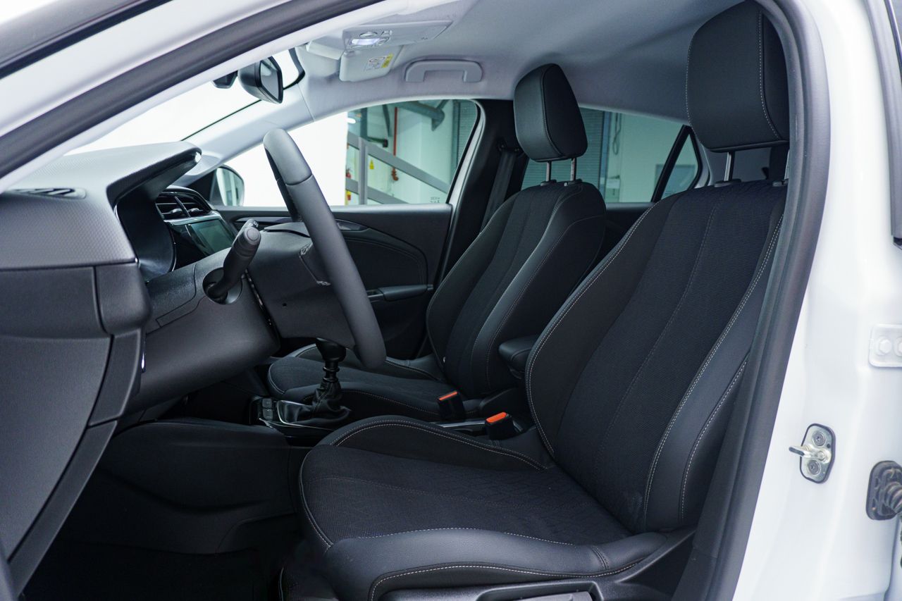 Foto Opel Corsa 16