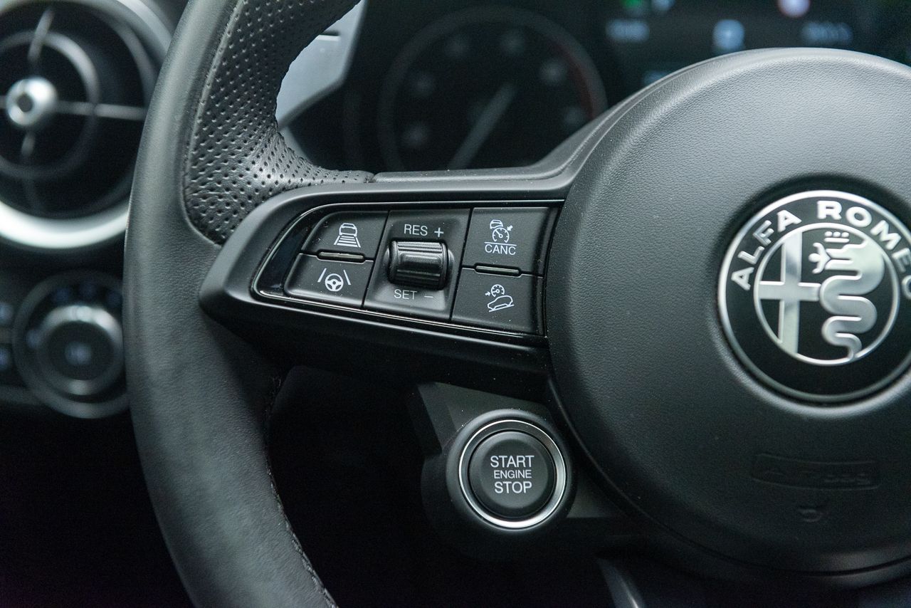 Foto Alfa Romeo Stelvio 19