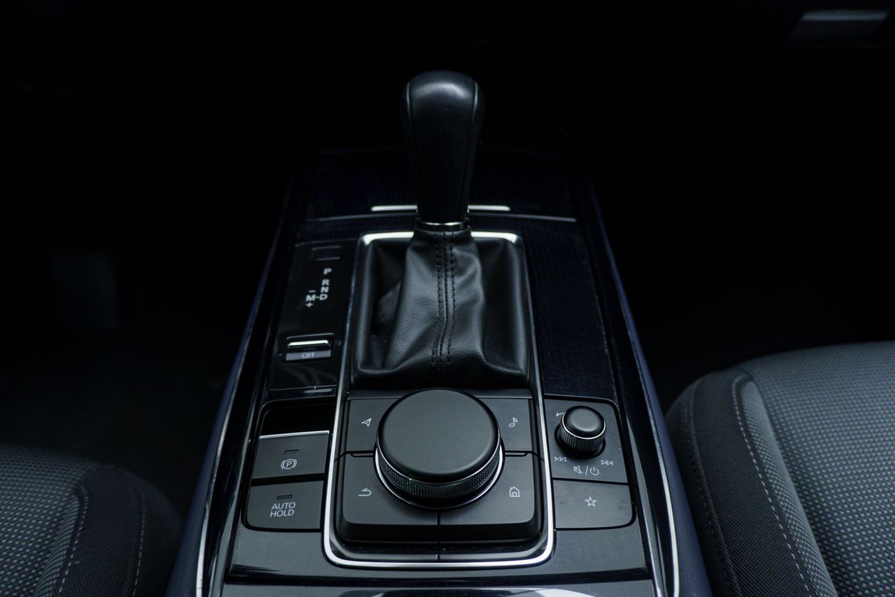 Foto Mazda CX-30 25