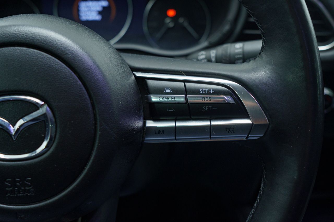 Foto Mazda CX-30 22