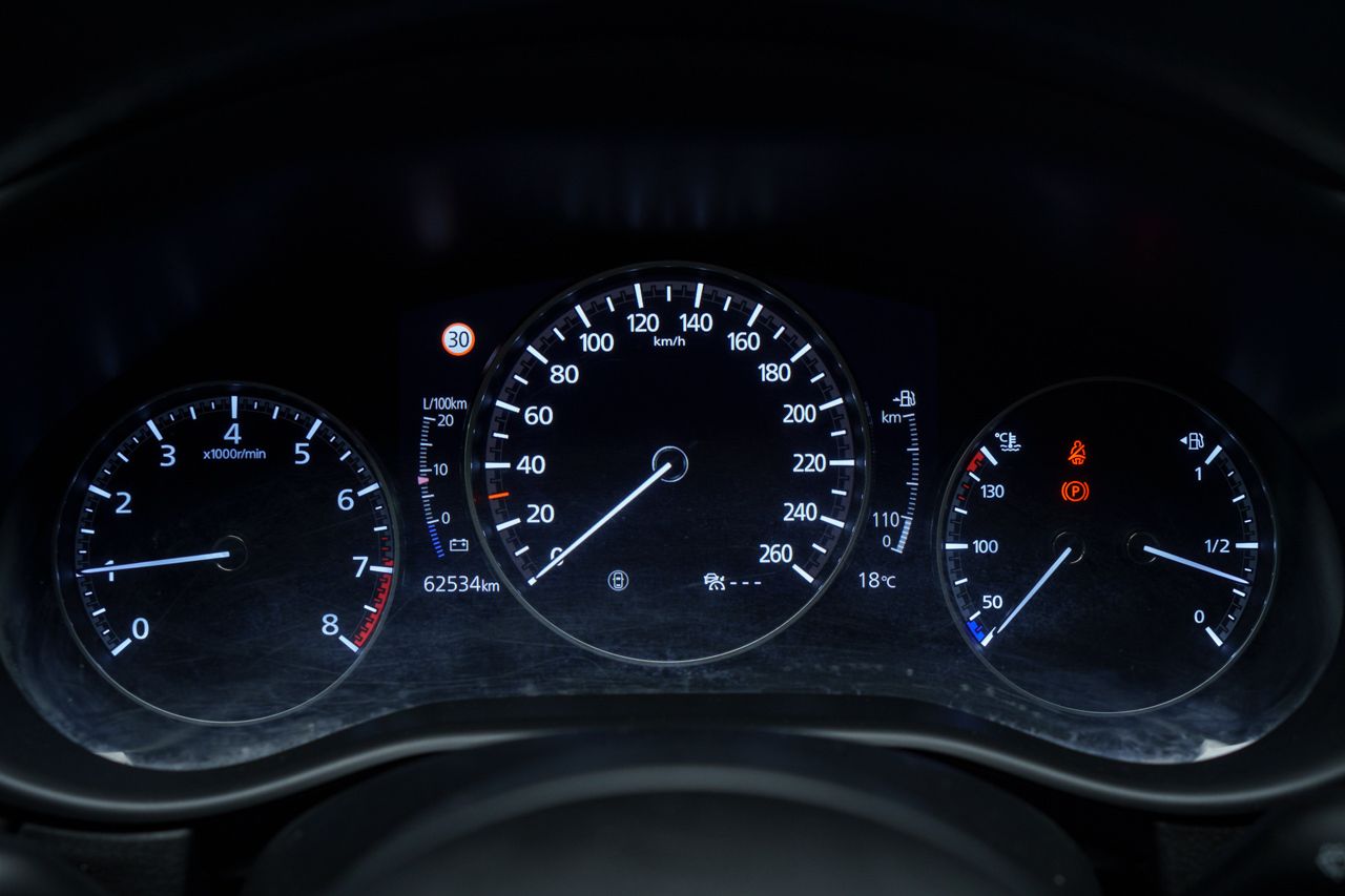 Foto Mazda CX-30 23