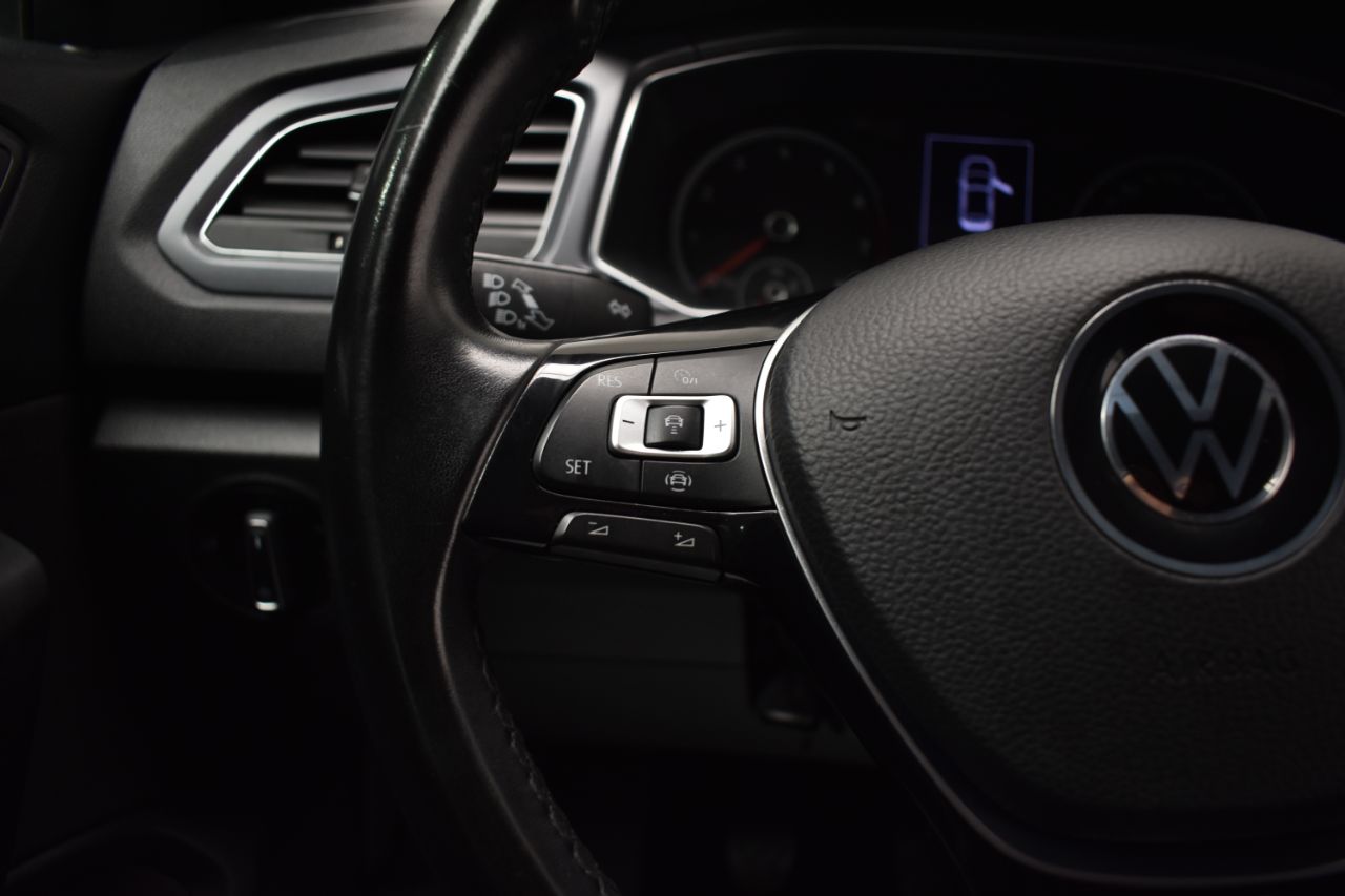 Foto Volkswagen T-Roc 20