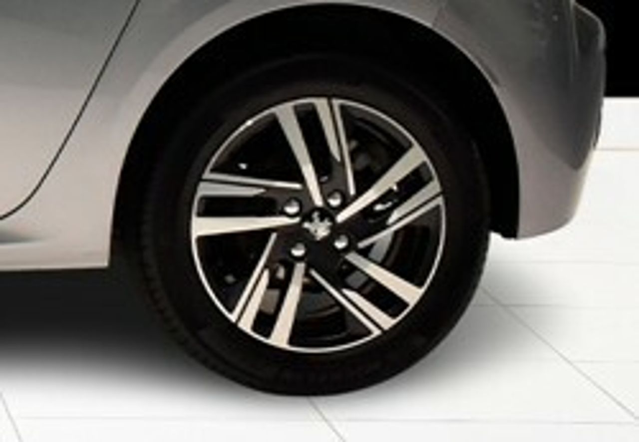 Foto Peugeot 208 13