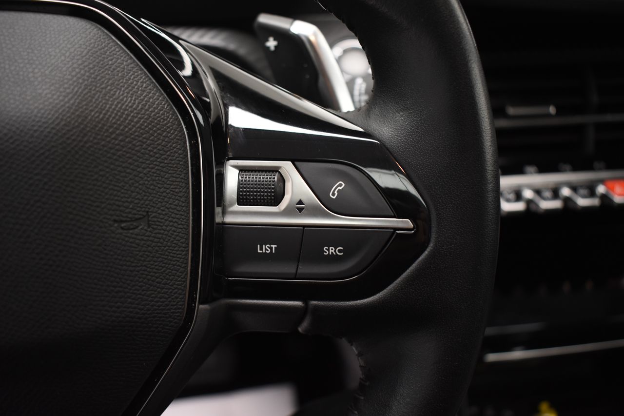 Foto Peugeot 208 19