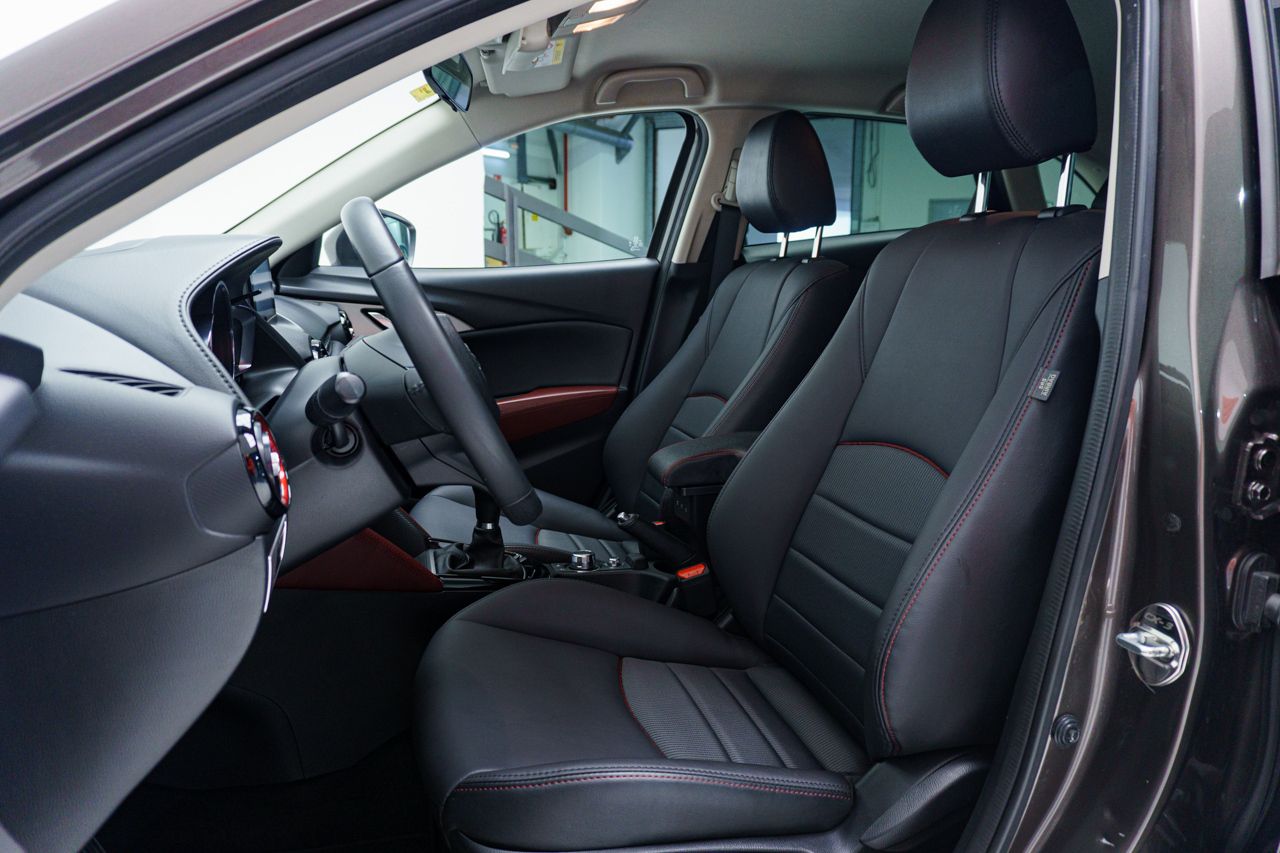 Foto Mazda CX-3 16
