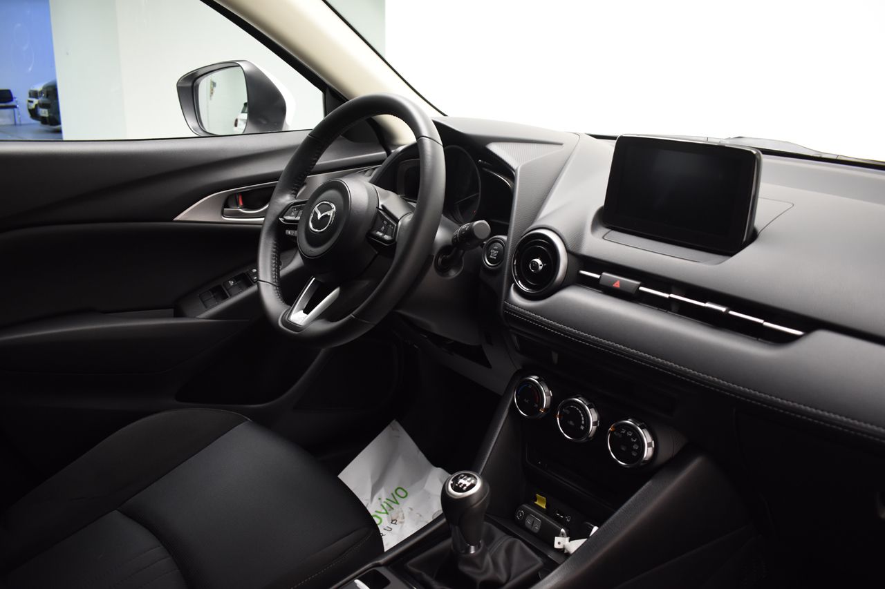 Foto Mazda CX-3 16