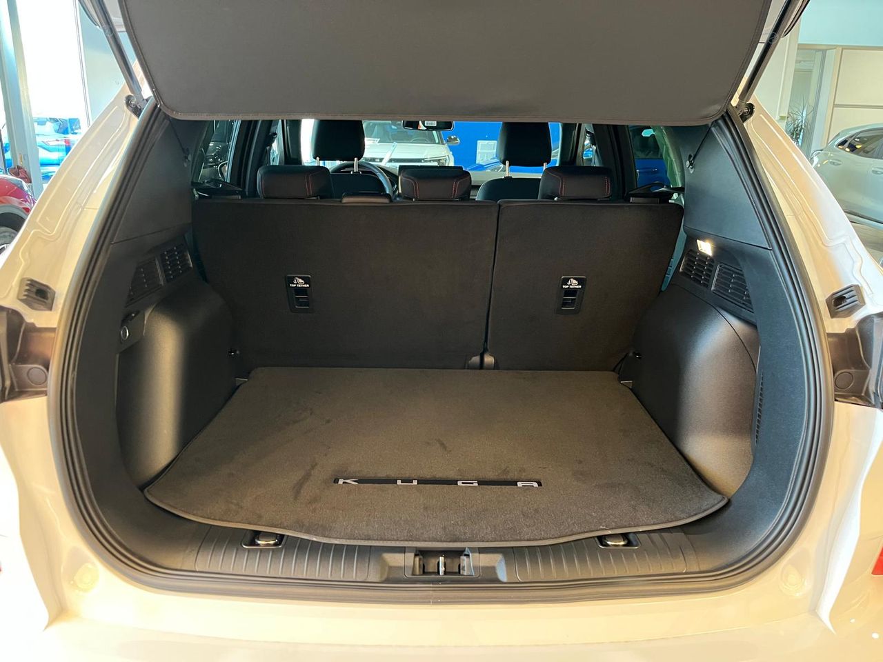 Foto Ford Kuga 8