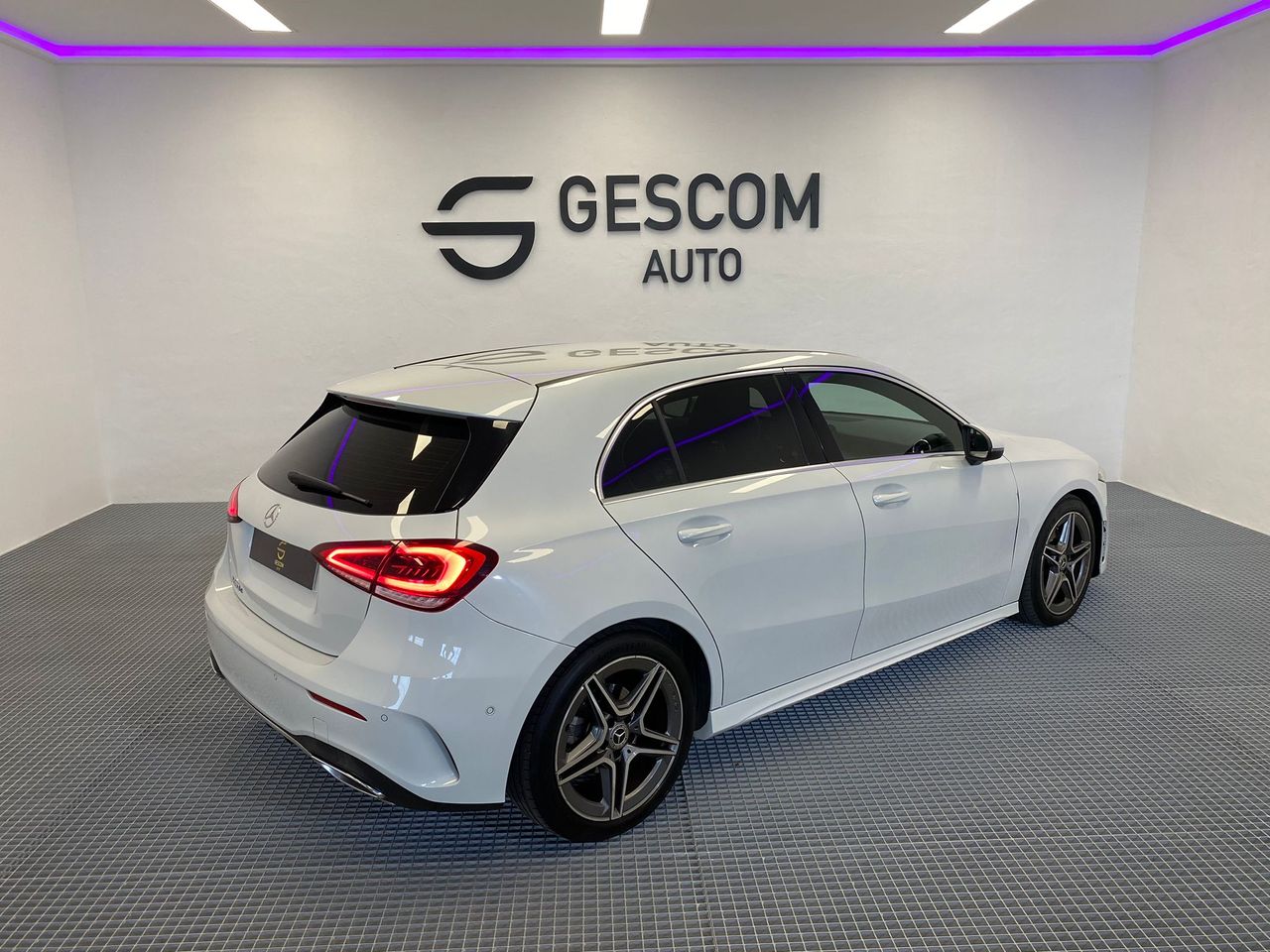 Foto Mercedes-Benz Clase A 36