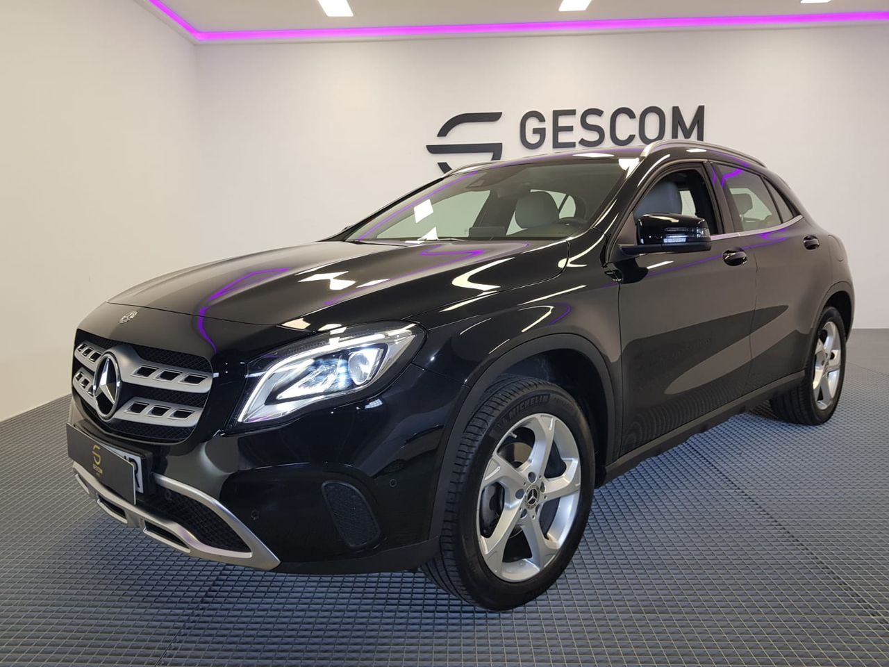 Foto Mercedes-Benz Clase GLA 12
