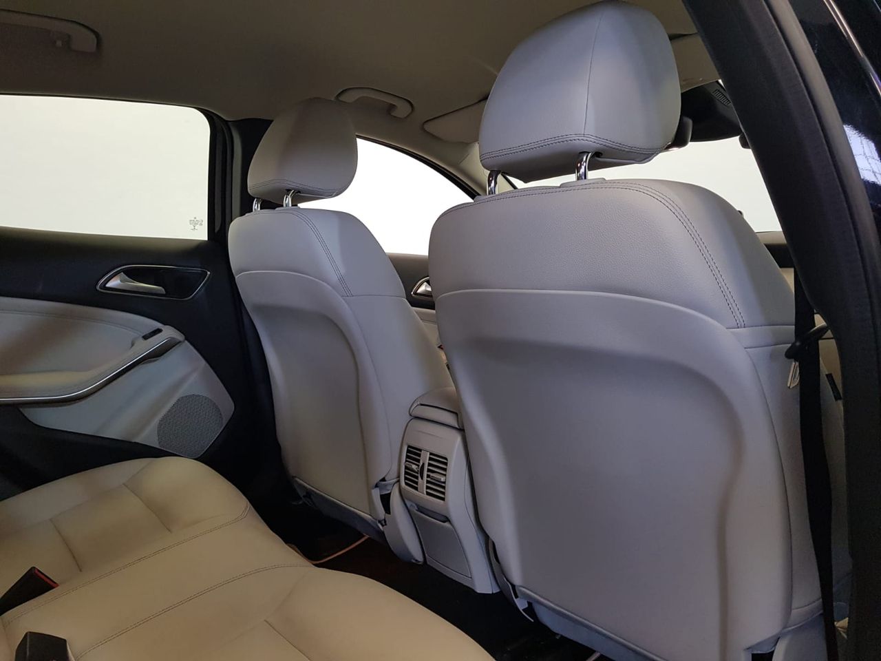 Foto Mercedes-Benz Clase GLA 49