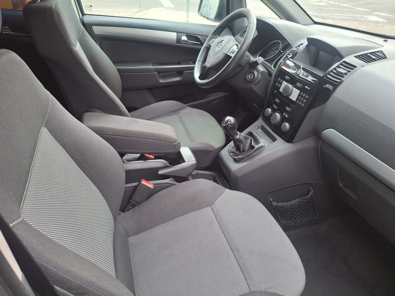 Foto Opel Zafira 9