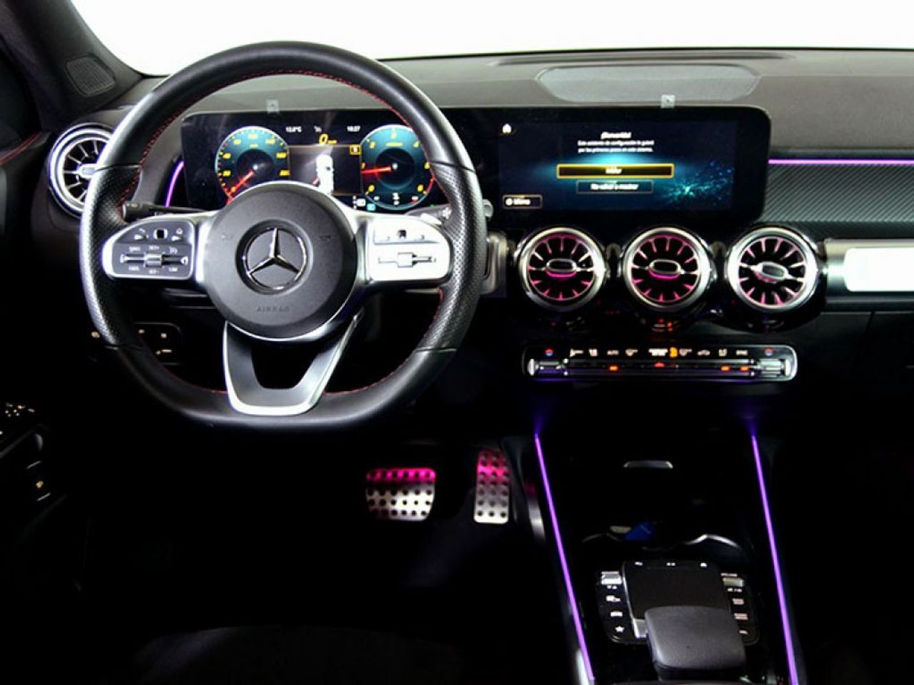 Foto Mercedes-Benz Clase GLB 18