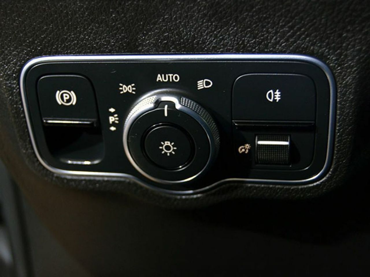 Foto Mercedes-Benz Clase GLB 21