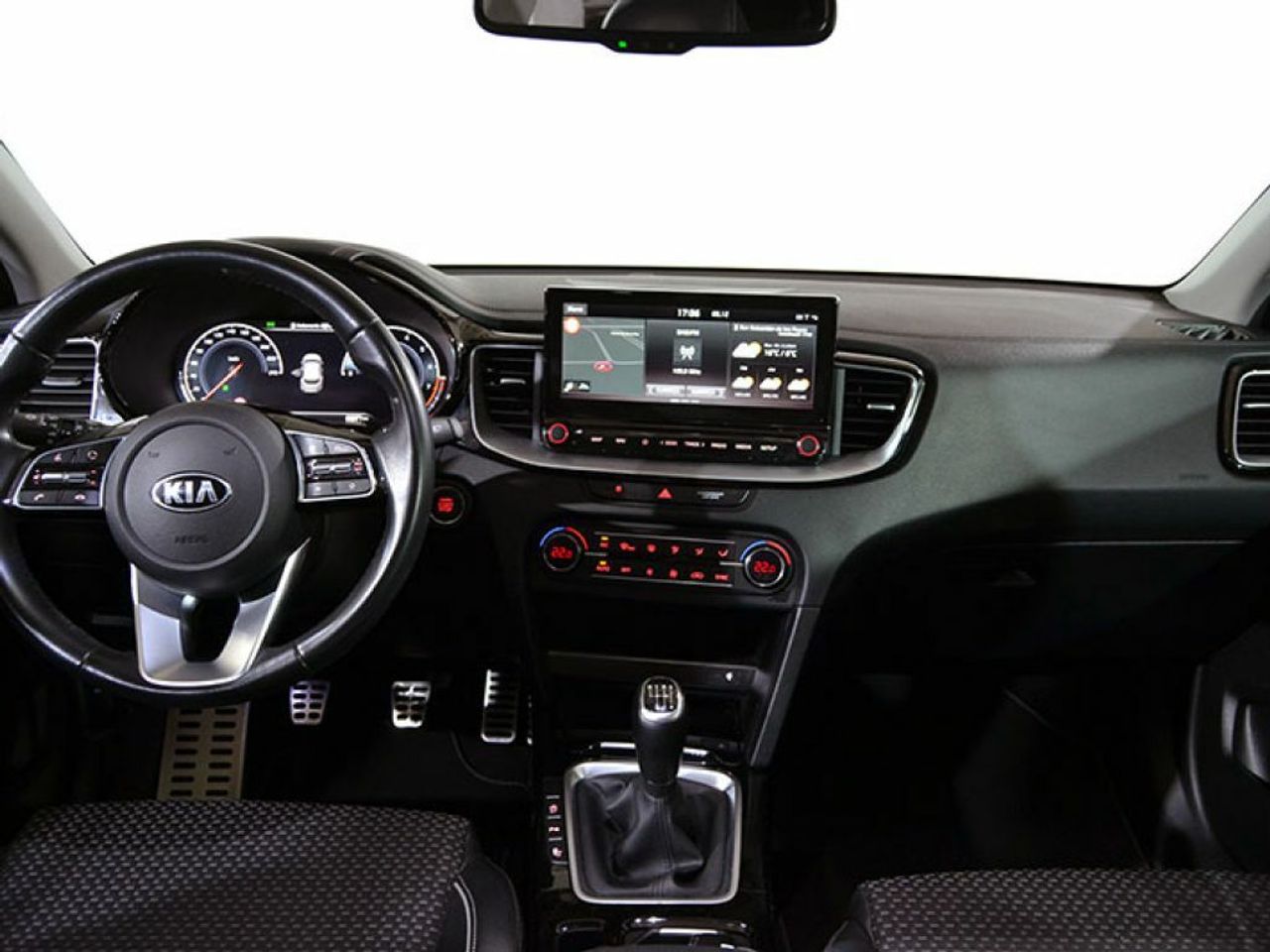 Foto Kia XCeed 14
