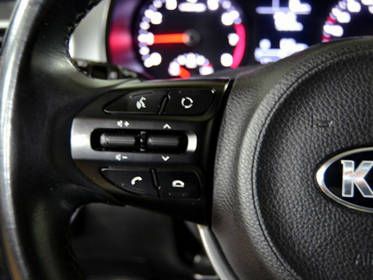 Foto Kia Stonic 20