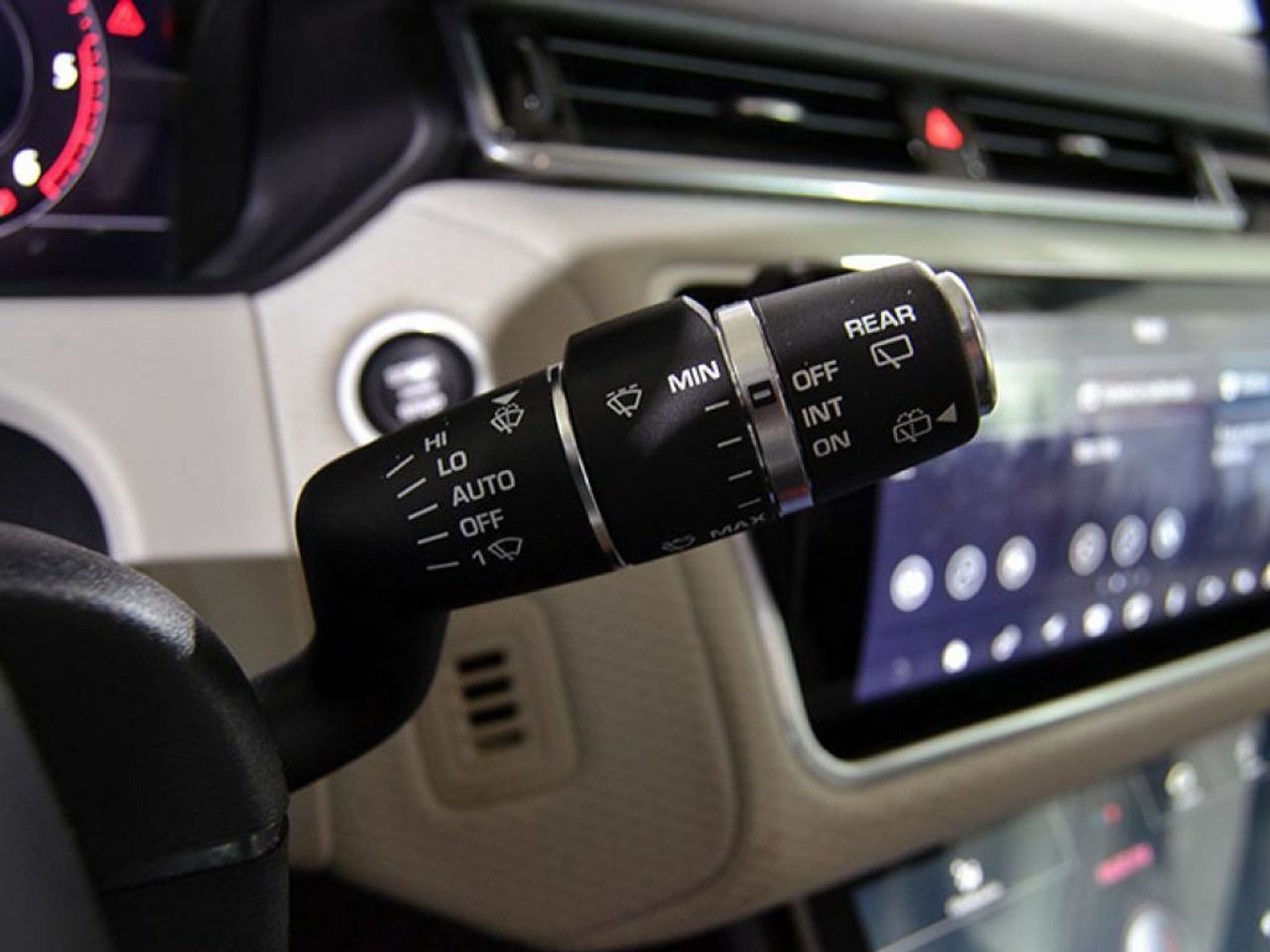 Foto Land-Rover Range Rover Velar 22