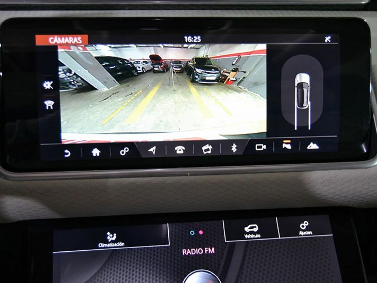 Foto Land-Rover Range Rover Velar 27