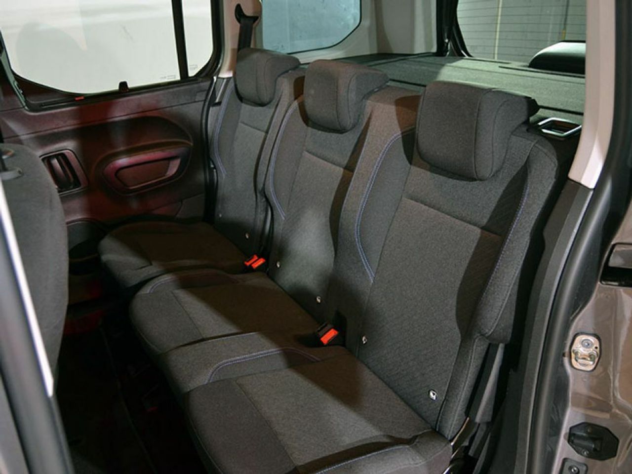 Foto Peugeot Rifter 14