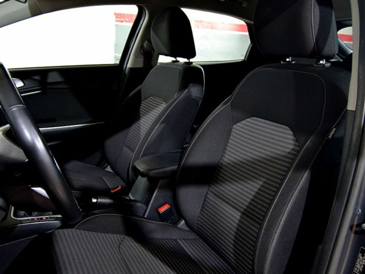 Foto Kia XCeed 12