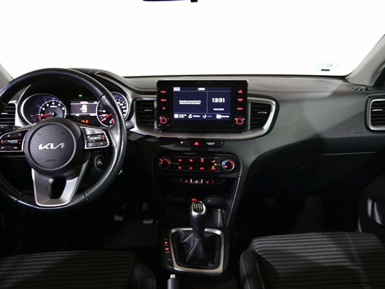 Foto Kia XCeed 14
