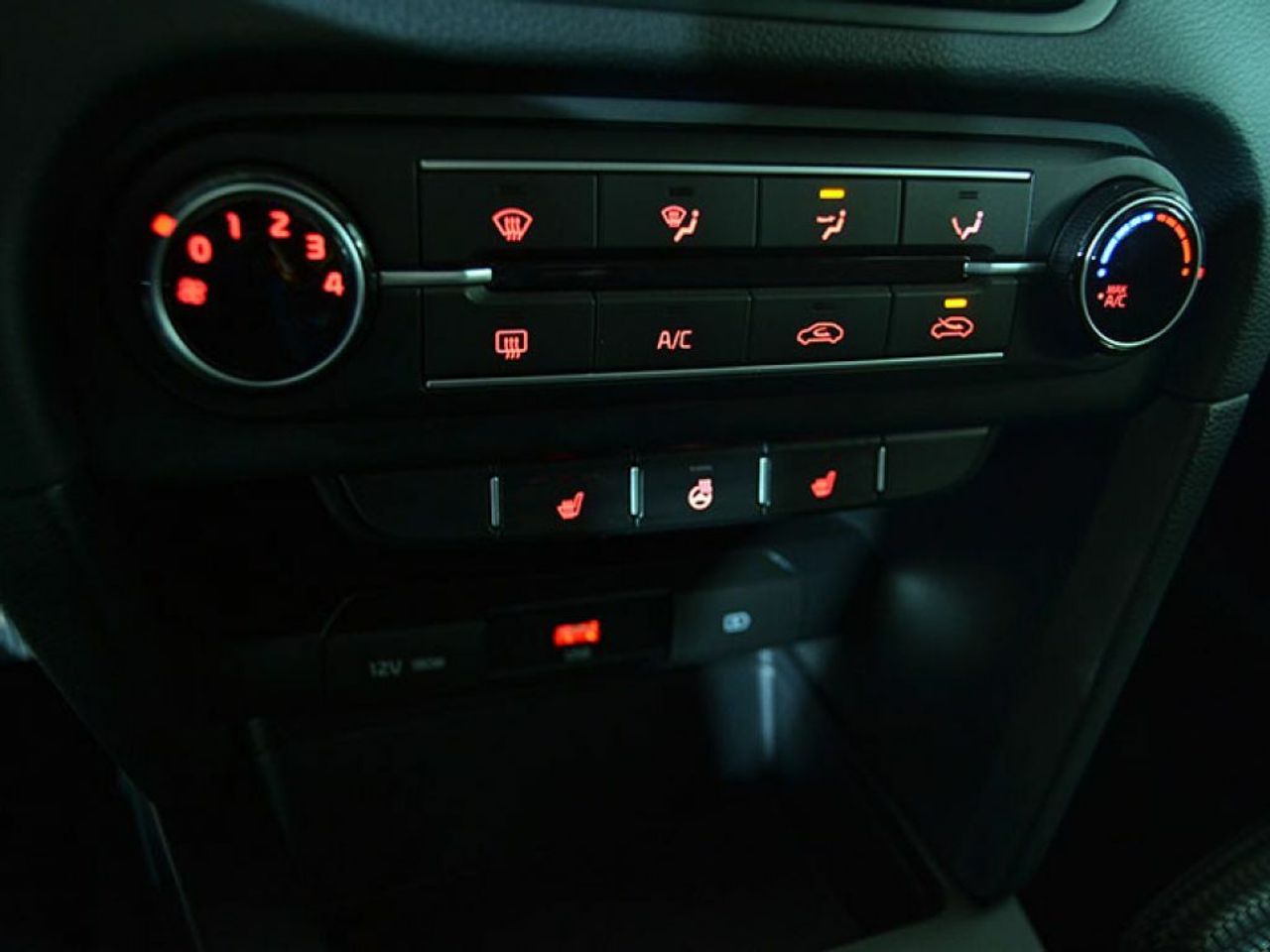 Foto Kia XCeed 25