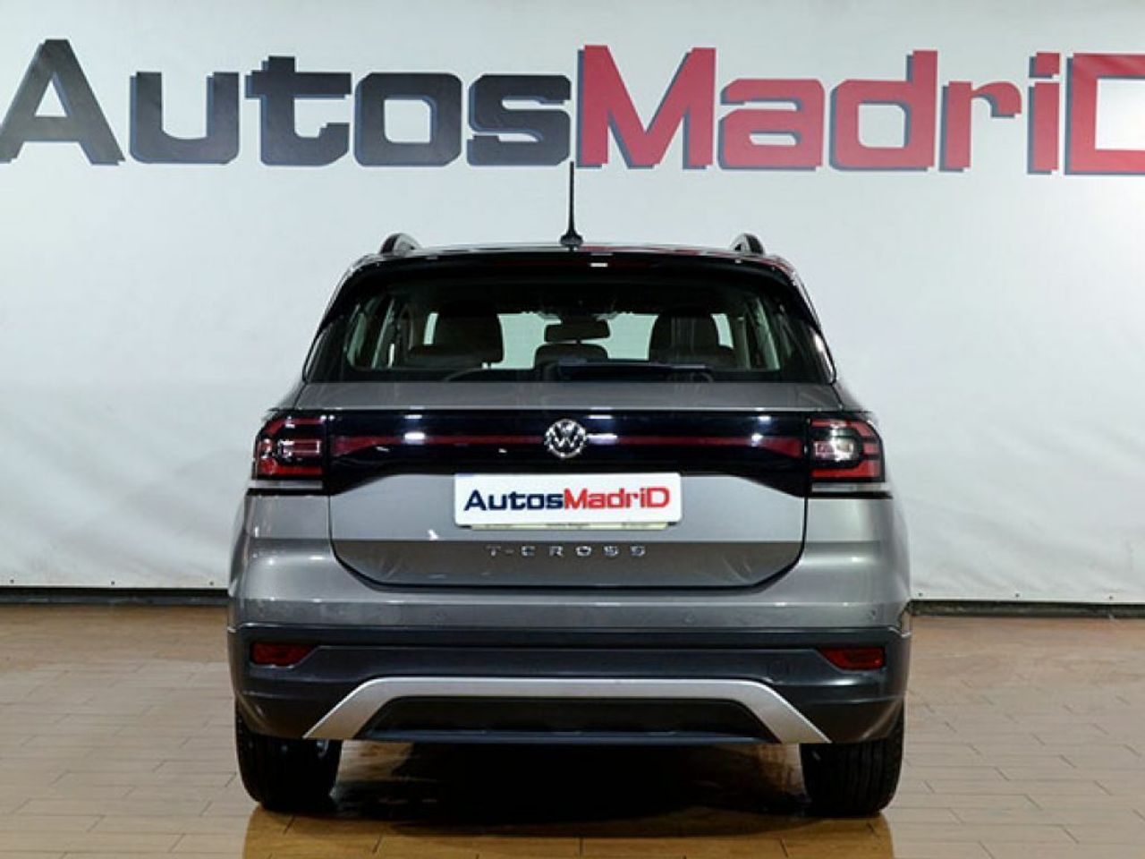 Foto Volkswagen T-Cross 4