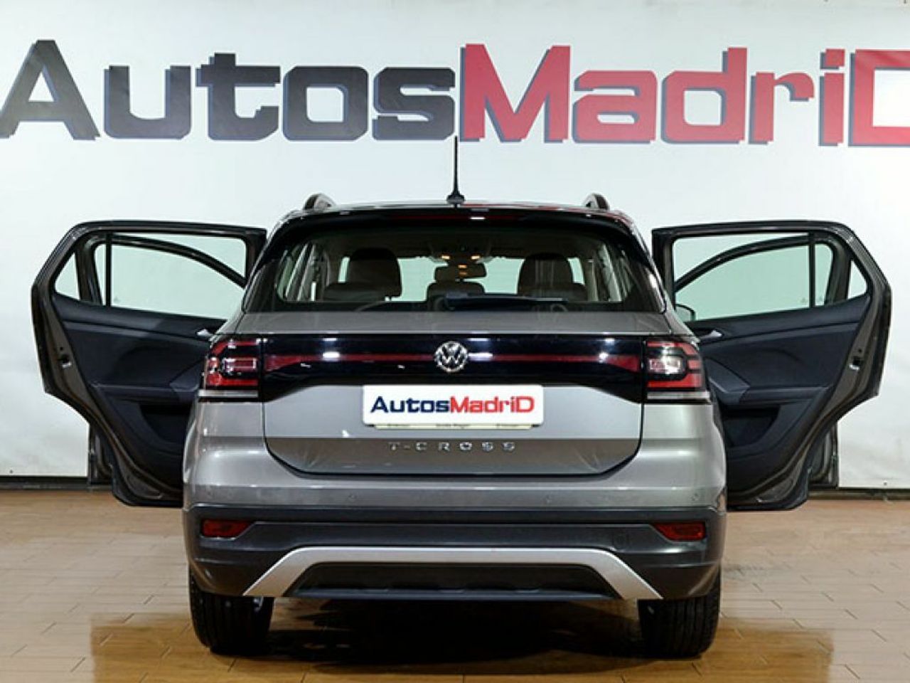 Foto Volkswagen T-Cross 5