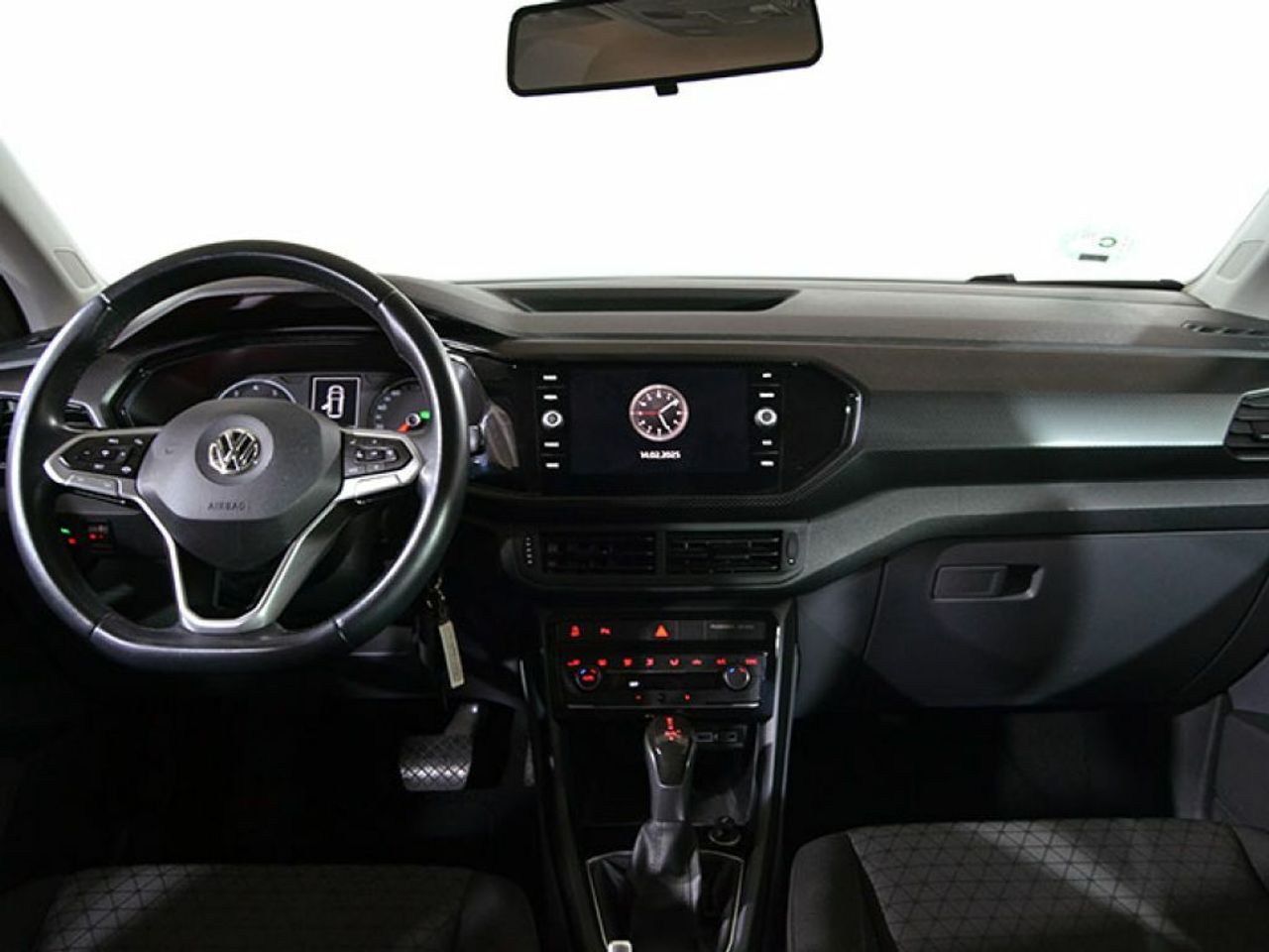 Foto Volkswagen T-Cross 14