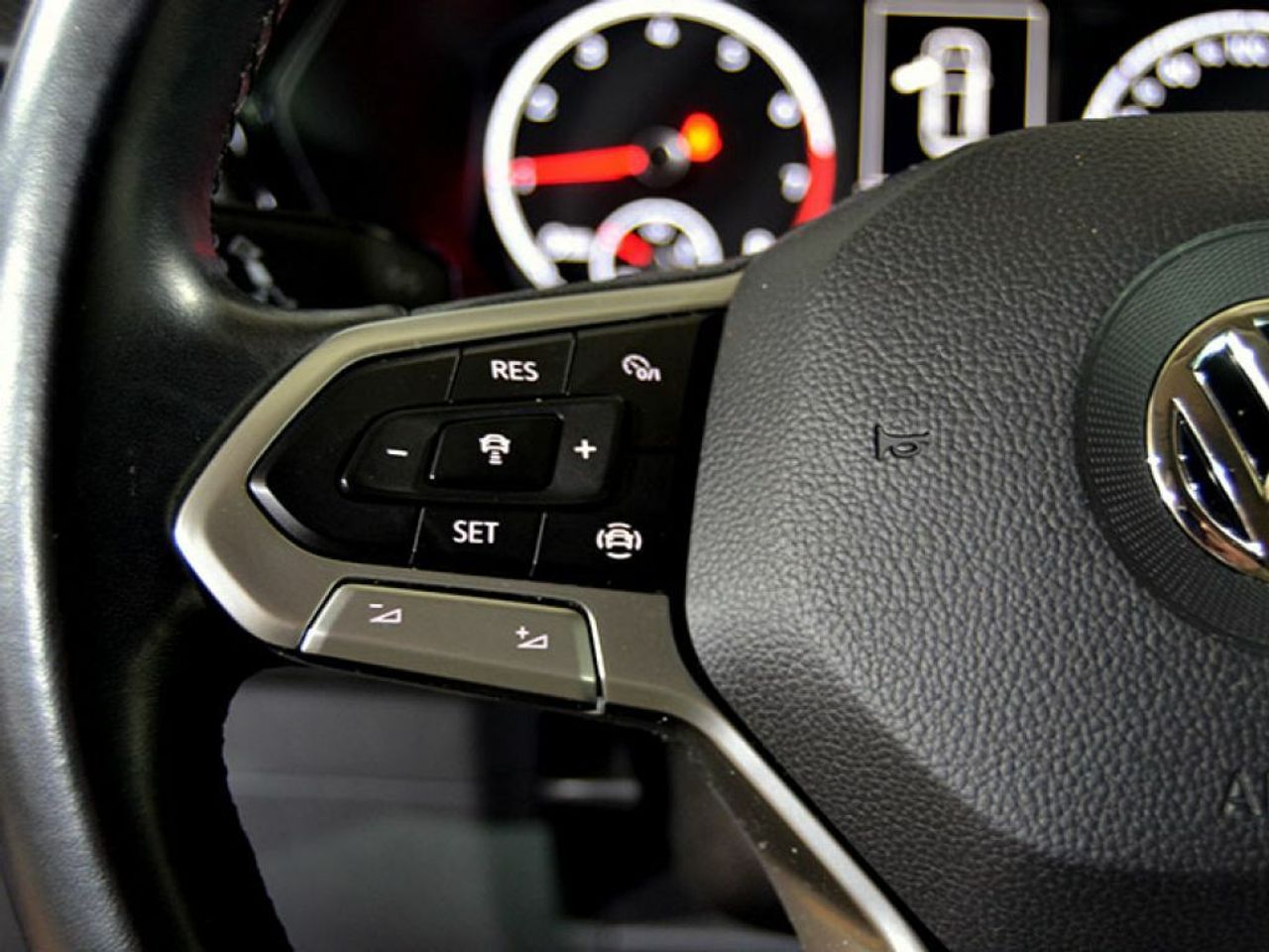 Foto Volkswagen T-Cross 20