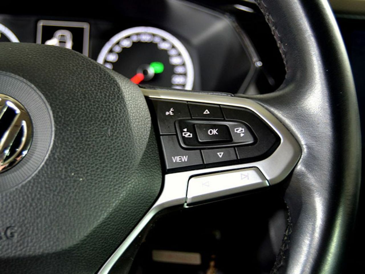 Foto Volkswagen T-Cross 21